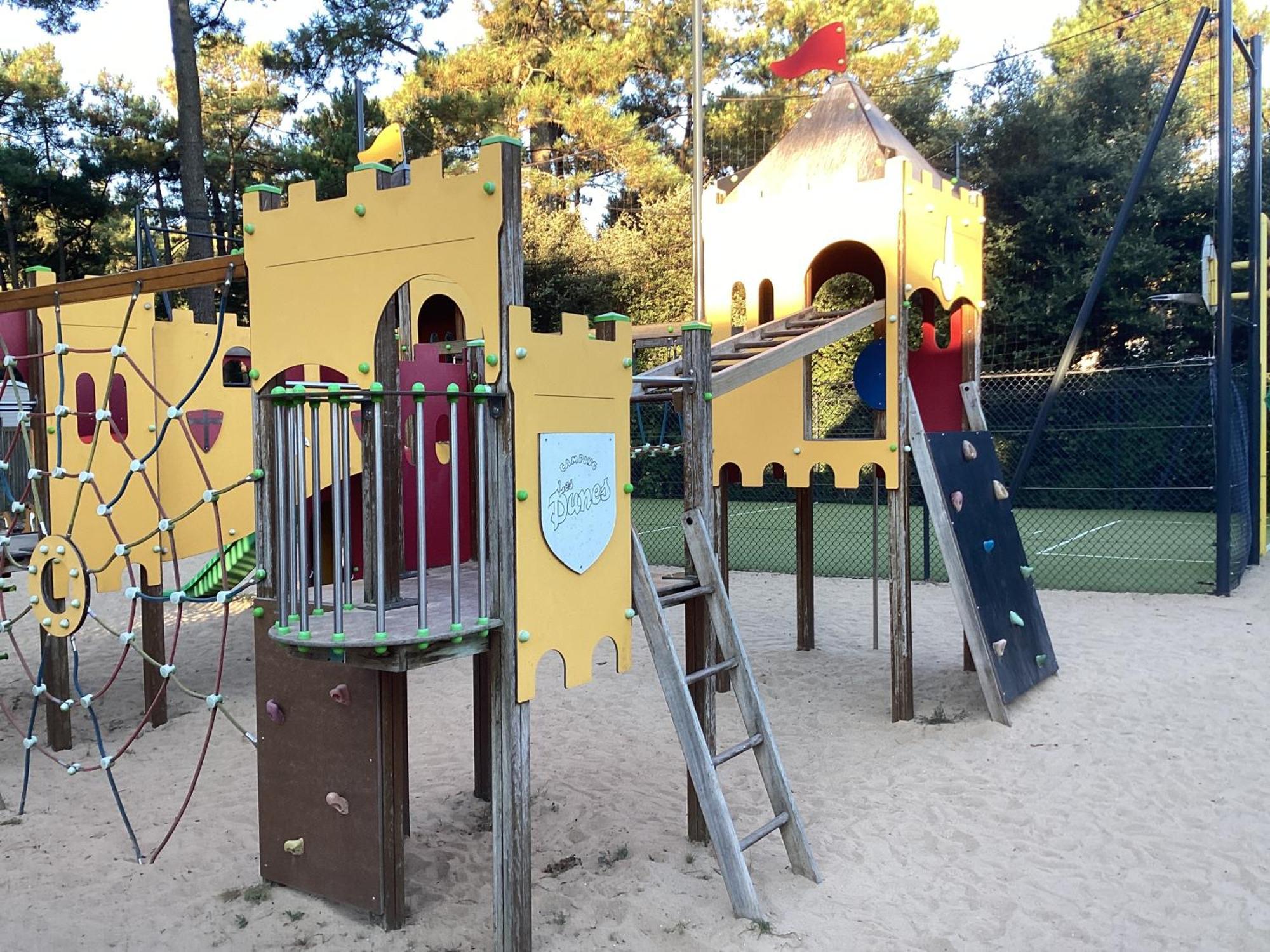 Mobile 3 Flower Odalys Campsite Longeville-sur-Mer